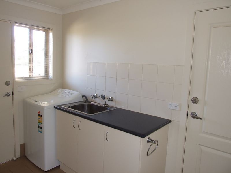 9 Bridle Place, Bega NSW 2550