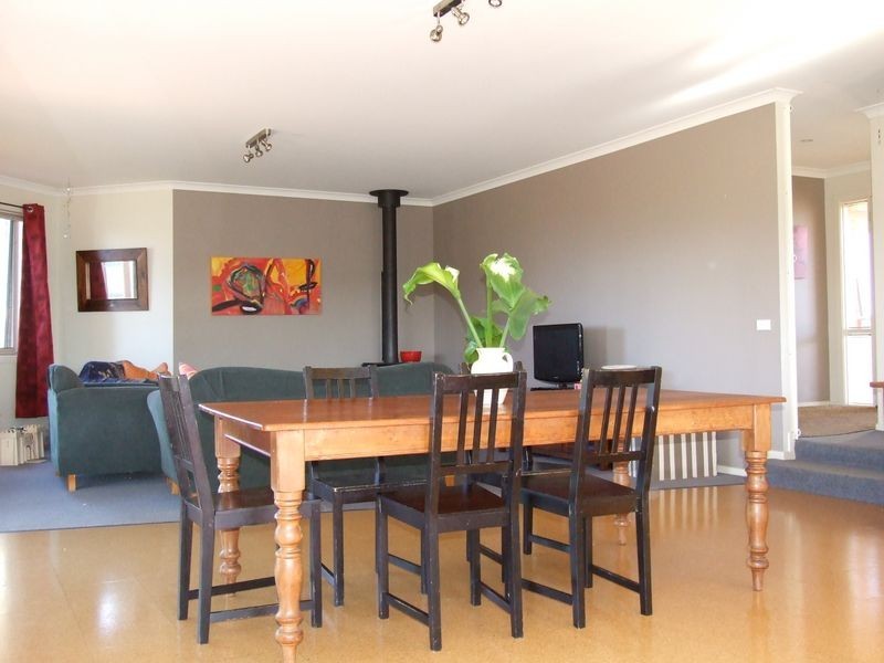 9 Bridle Place, Bega NSW 2550