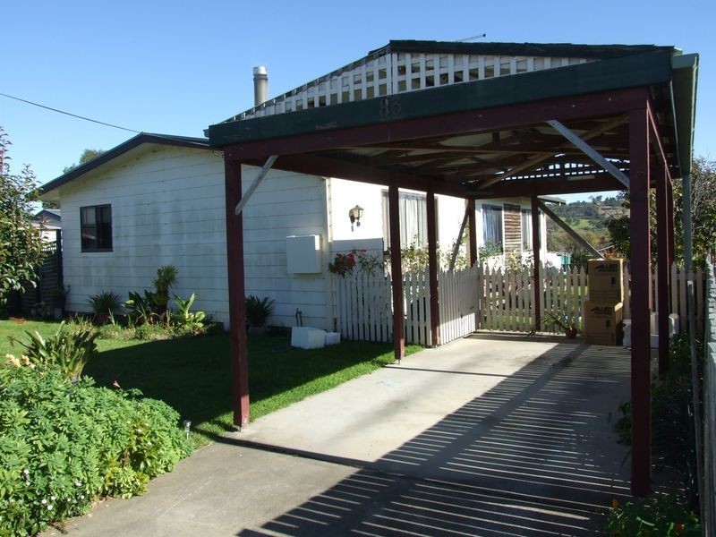 83 Valley Street, Bega NSW 2550