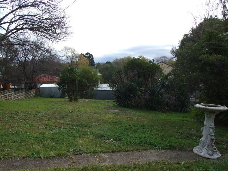 5 Wallace Street, Bega NSW 2550