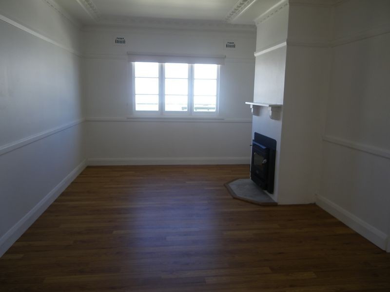86 Upper Street, Bega NSW 2550