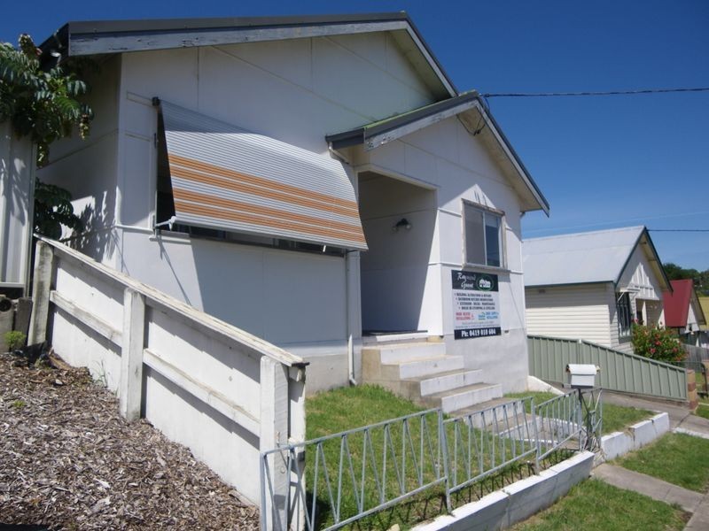 86 Upper Street, Bega NSW 2550