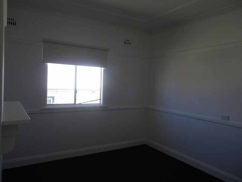 86 Upper Street, Bega NSW 2550