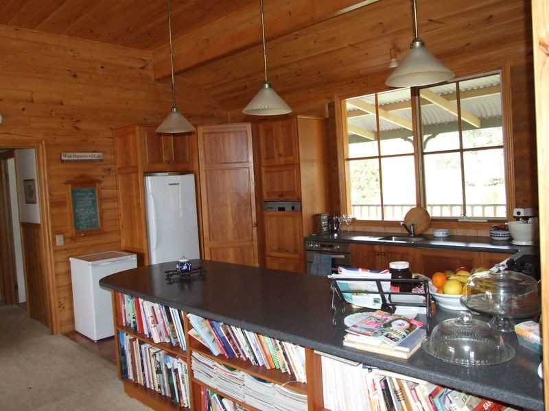147 Slaters Lane, Tantawangalo NSW 2550