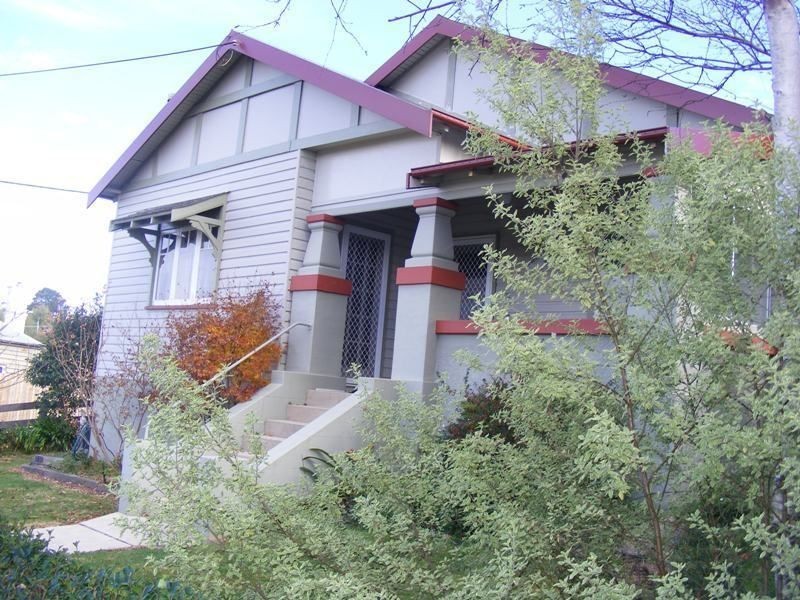 1 Gordon Street, Bega NSW 2550