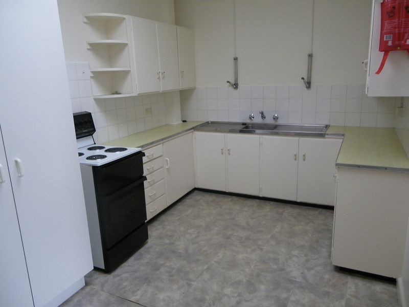 Upstairs/192 Carp Street, Bega NSW 2550