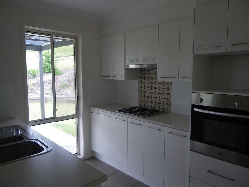 70 Glen Mia Drive, Bega NSW 2550