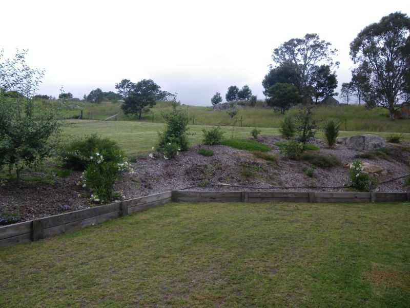 70 Glen Mia Drive, Bega NSW 2550