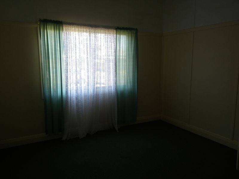 31 Bega Street, Bega NSW 2550