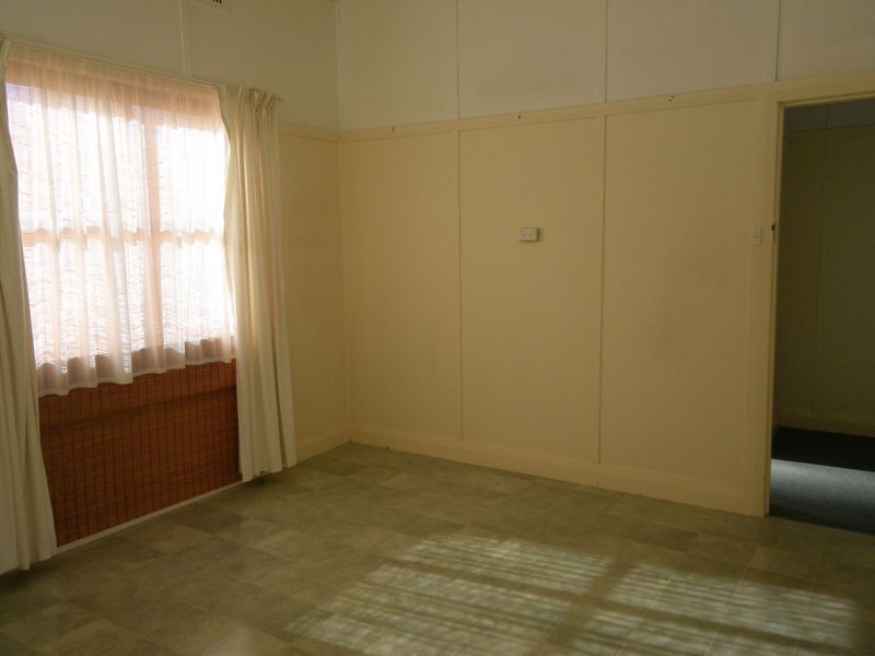 31 Bega Street, Bega NSW 2550