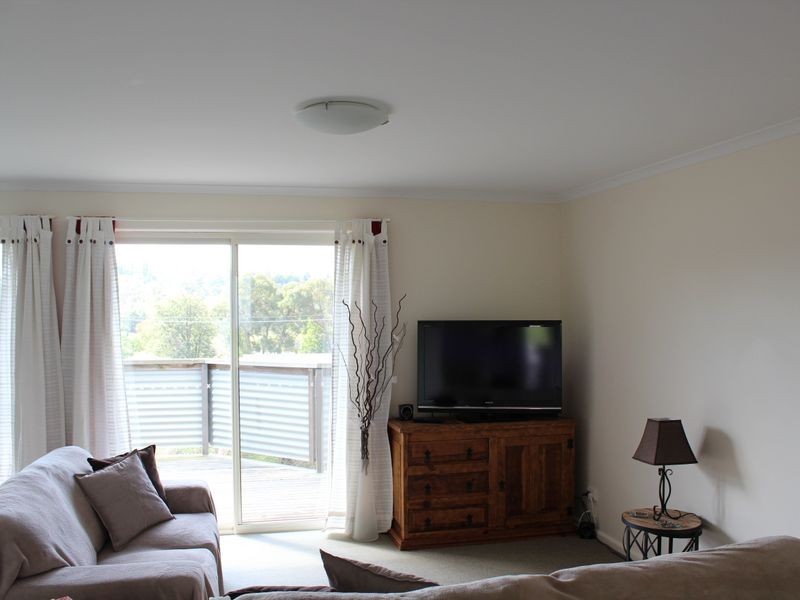 2/7 Thawa Close, Bega NSW 2550