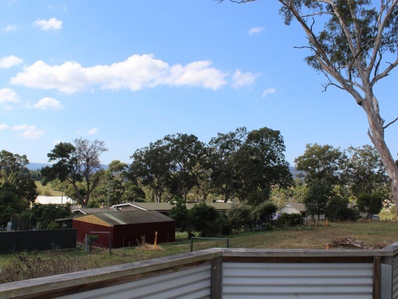 2/7 Thawa Close, Bega NSW 2550