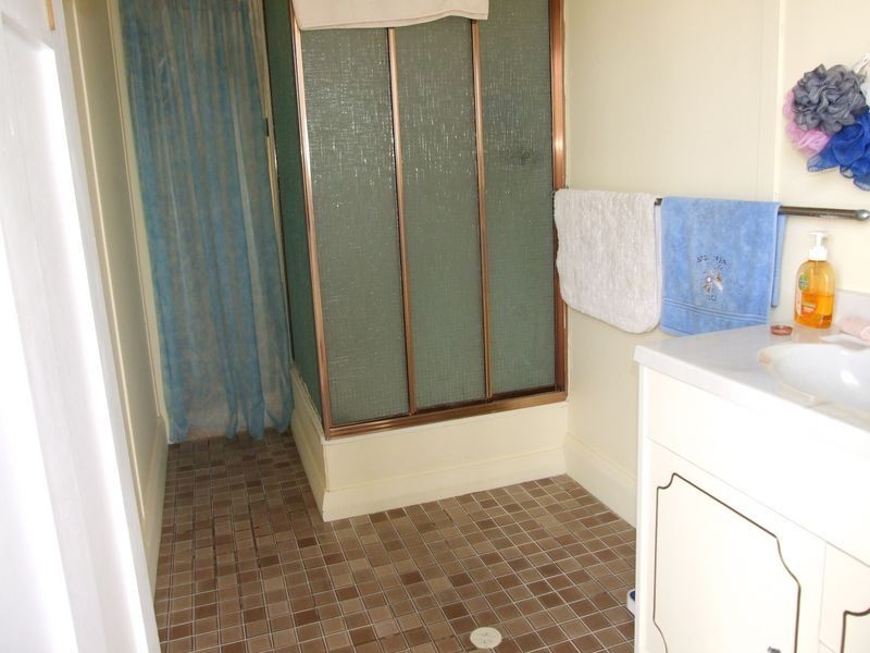 74 Parker Street, Bega NSW 2550
