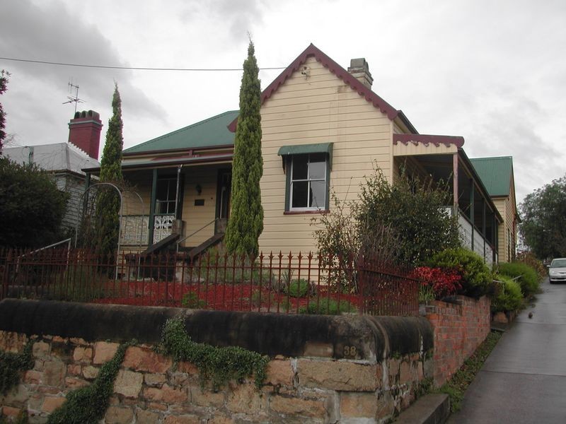 38 Parker Street, Bega NSW 2550