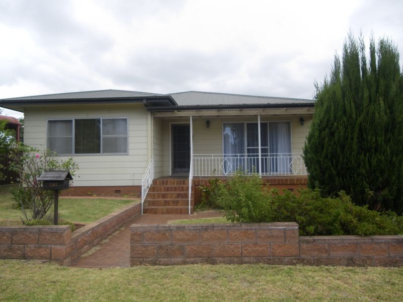 281 Auckland Street, Bega NSW 2550