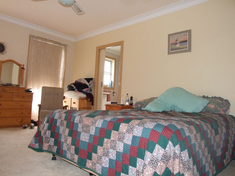 22 Auckland Street, Bega NSW 2550