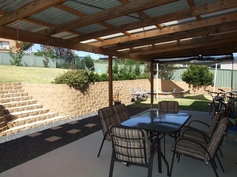 20 Thawa Close, Bega NSW 2550
