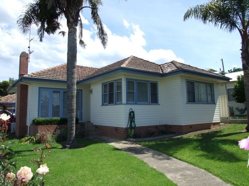 60 Upper Street, Bega NSW 2550