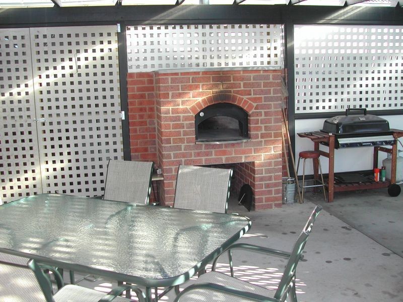 60 Upper Street, Bega NSW 2550