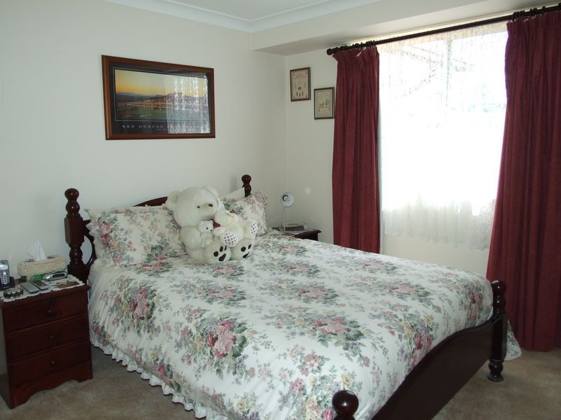 32 Max Slater Drive, Bega NSW 2550