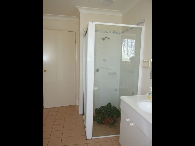 32 Max Slater Drive, Bega NSW 2550