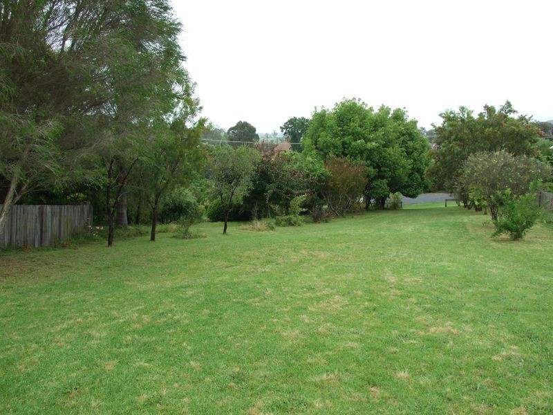 6 Narira Street, Cobargo NSW 2550