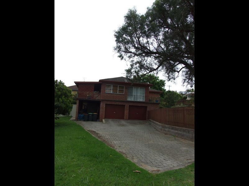 4 Watson Street, Bega NSW 2550