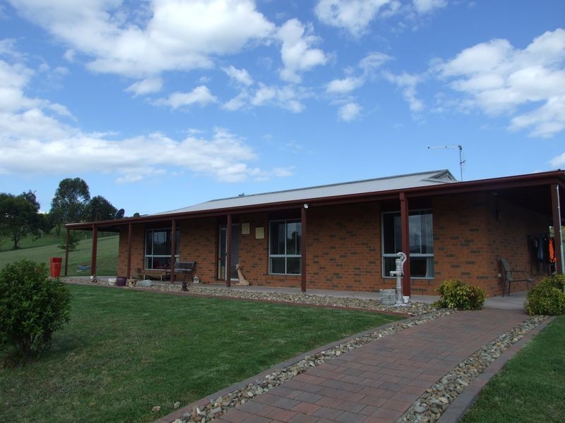 73 Max Slater Drive, Bega NSW 2550
