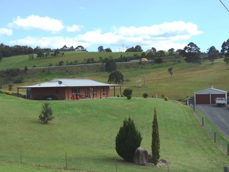73 Max Slater Drive, Bega NSW 2550