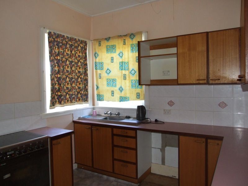 42 Hill Street, Bega NSW 2550