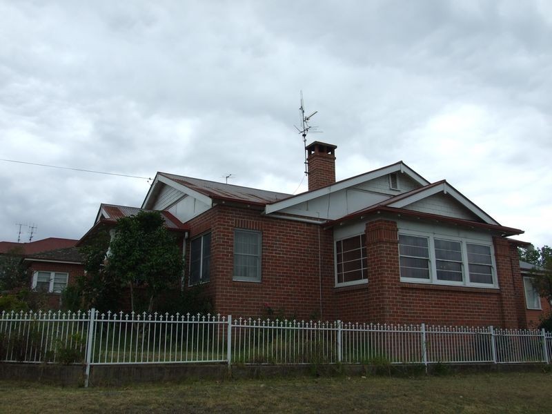 42 Hill Street, Bega NSW 2550