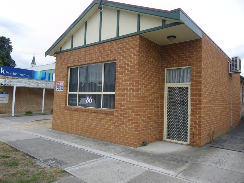 86 AUCKLAND STREEET, Bega NSW 2550