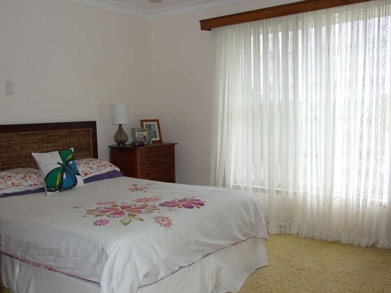 88 Lynjohn Drive, Bega NSW 2550