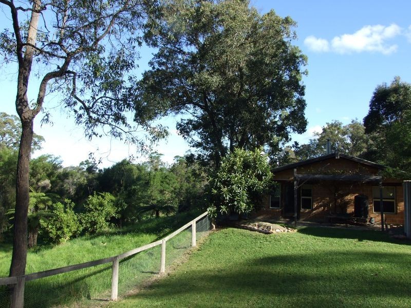 425 Reedy Swamp Road, Tarraganda NSW 2550