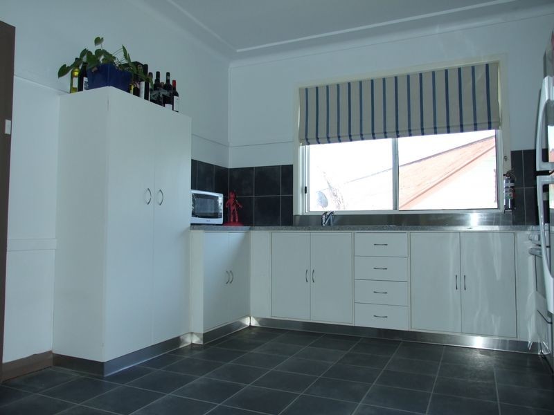 1 Watson Street, Bega NSW 2550