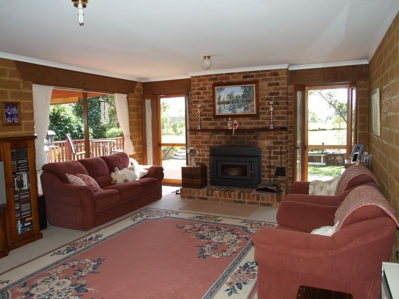 55 Finucanes Lane, Bega NSW 2550