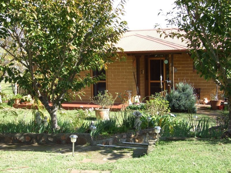 55 Finucanes Lane, Bega NSW 2550