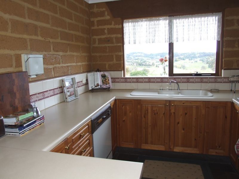 55 Finucanes Lane, Bega NSW 2550