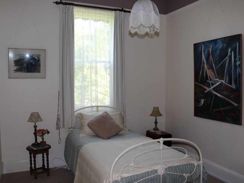 36 Carp Street, Bega NSW 2550
