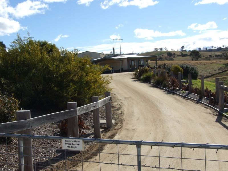 52 Grosses Creek Road, Bega NSW 2550