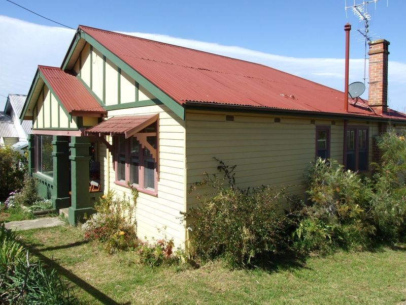 24 Belmore Street, Bega NSW 2550