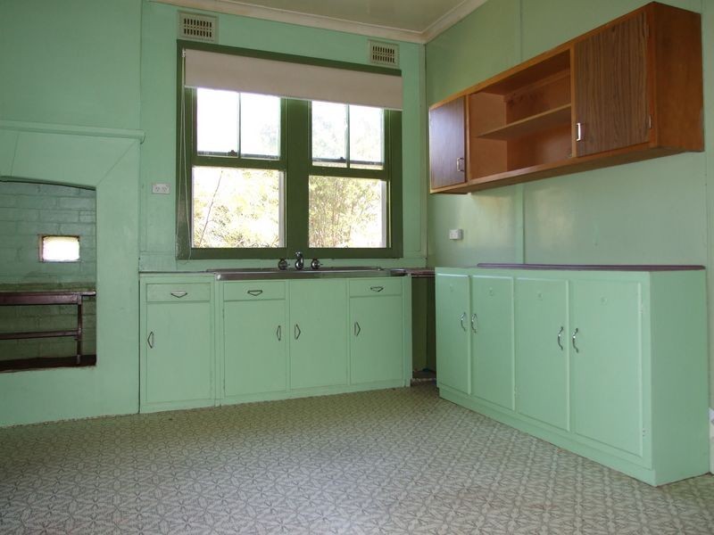 24 Belmore Street, Bega NSW 2550