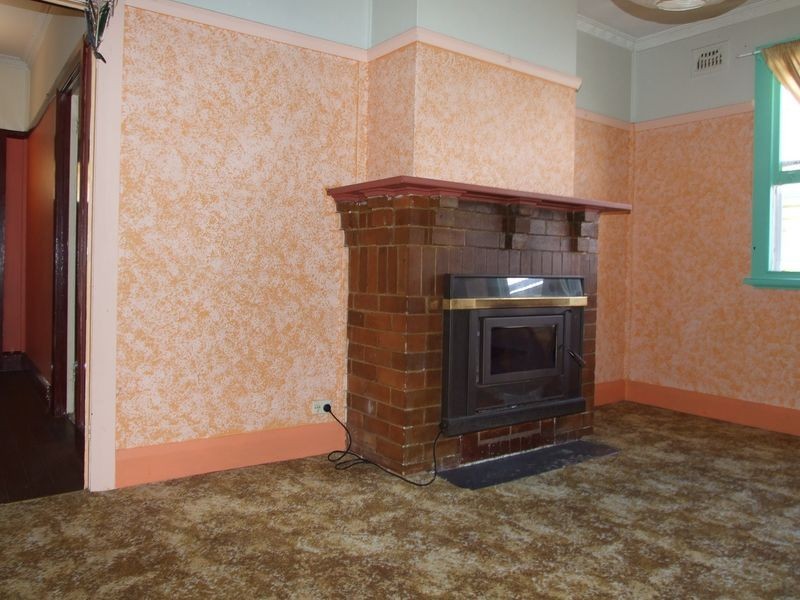 24 Belmore Street, Bega NSW 2550