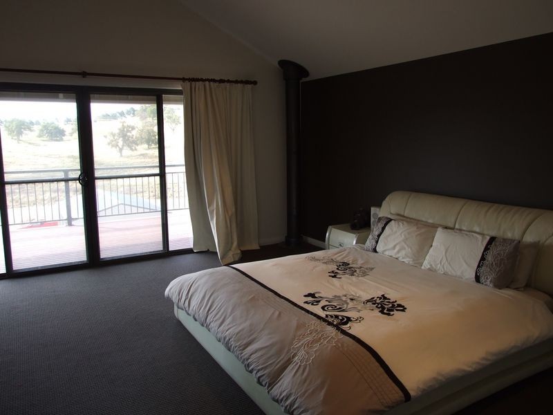 120 Max Slater Drive, Bega NSW 2550