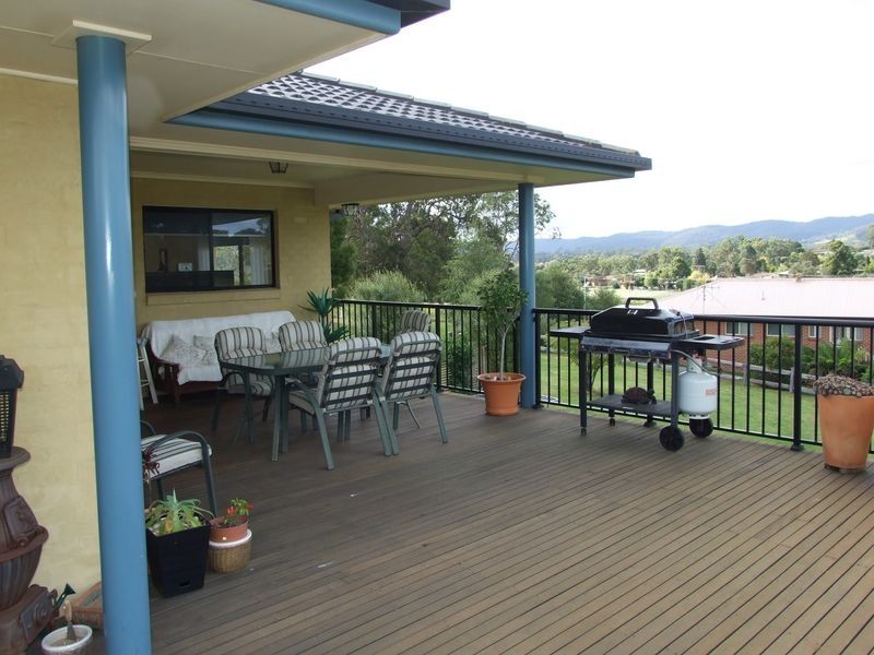 50 Lynjohn Drive, Bega NSW 2550