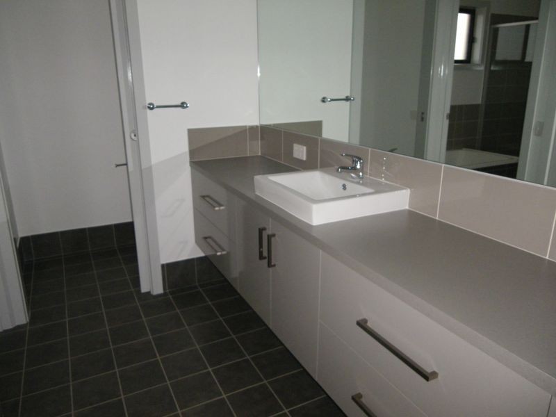 3 Thawa Place, Bega NSW 2550
