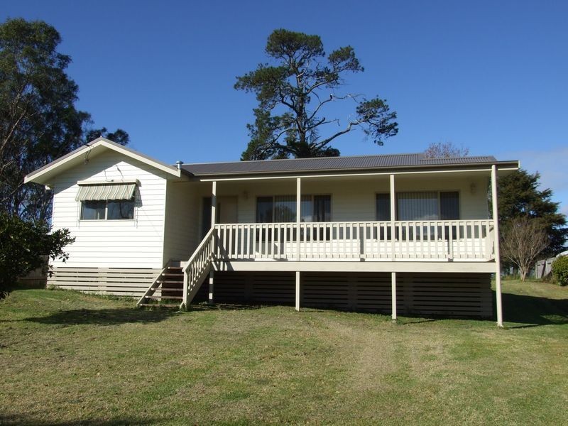 15 Bank Street, Cobargo NSW 2550