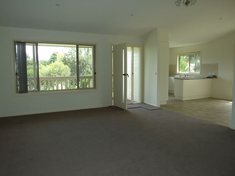15 Bank Street, Cobargo NSW 2550