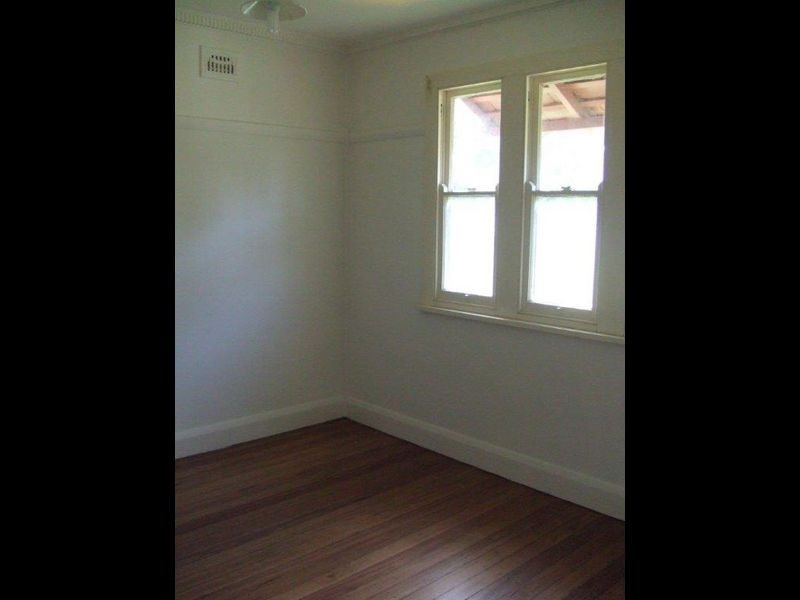 24 Belmore Street, Bega NSW 2550