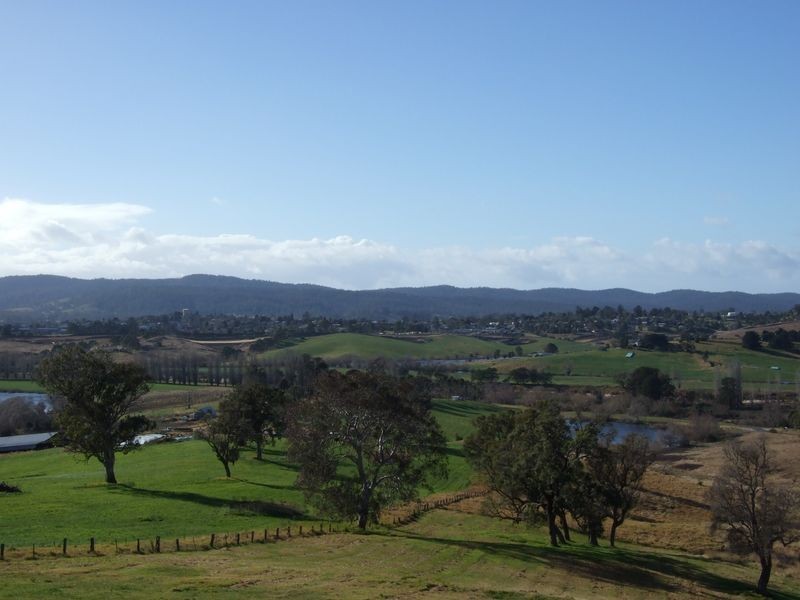 32 Peak Hill Road, Bega NSW 2550